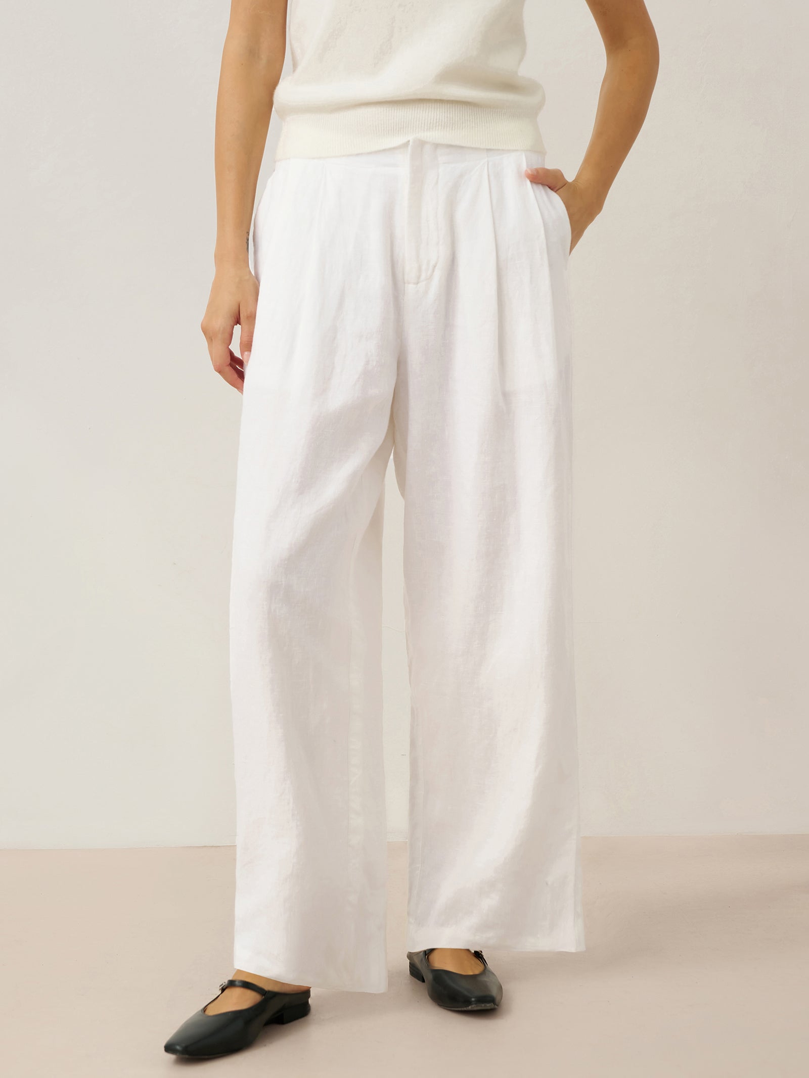 % Linen Relaxed Fit Straight Leg Trousers KINSLEY % Linen Relaxed Fit Straight Leg Trousers KINSLEY