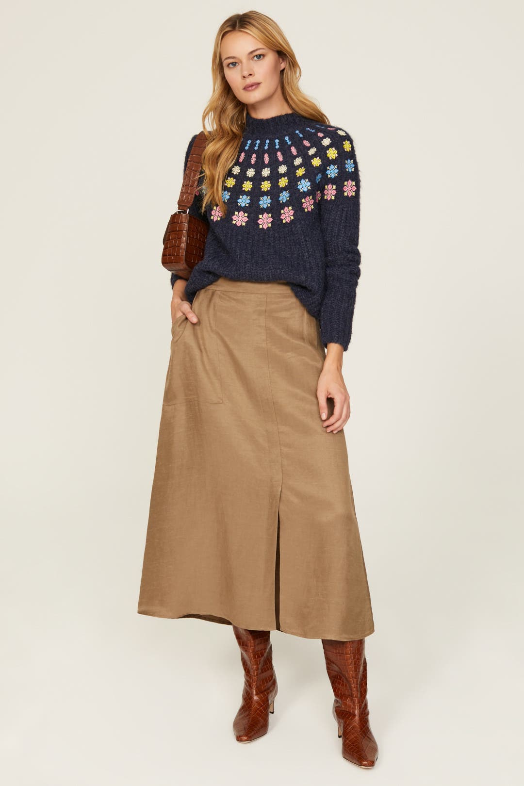 Boden Fluffy Embroidered Jumper Blue-multicolored-print Boden Fluffy Embroidered Jumper Blue-multicolored-print