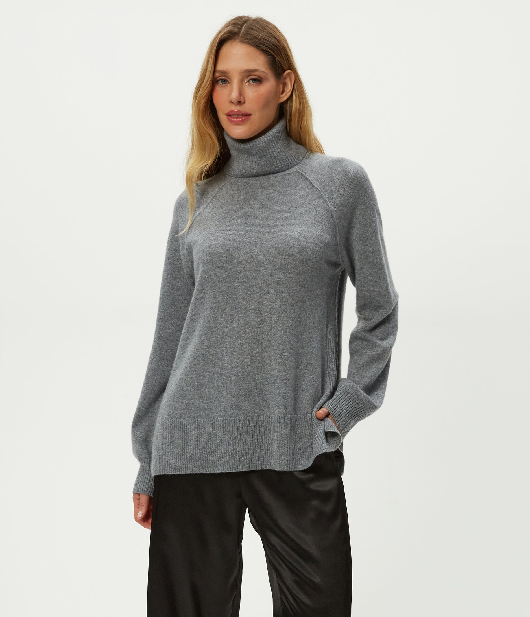 Tegan Cashmere Turtleneck