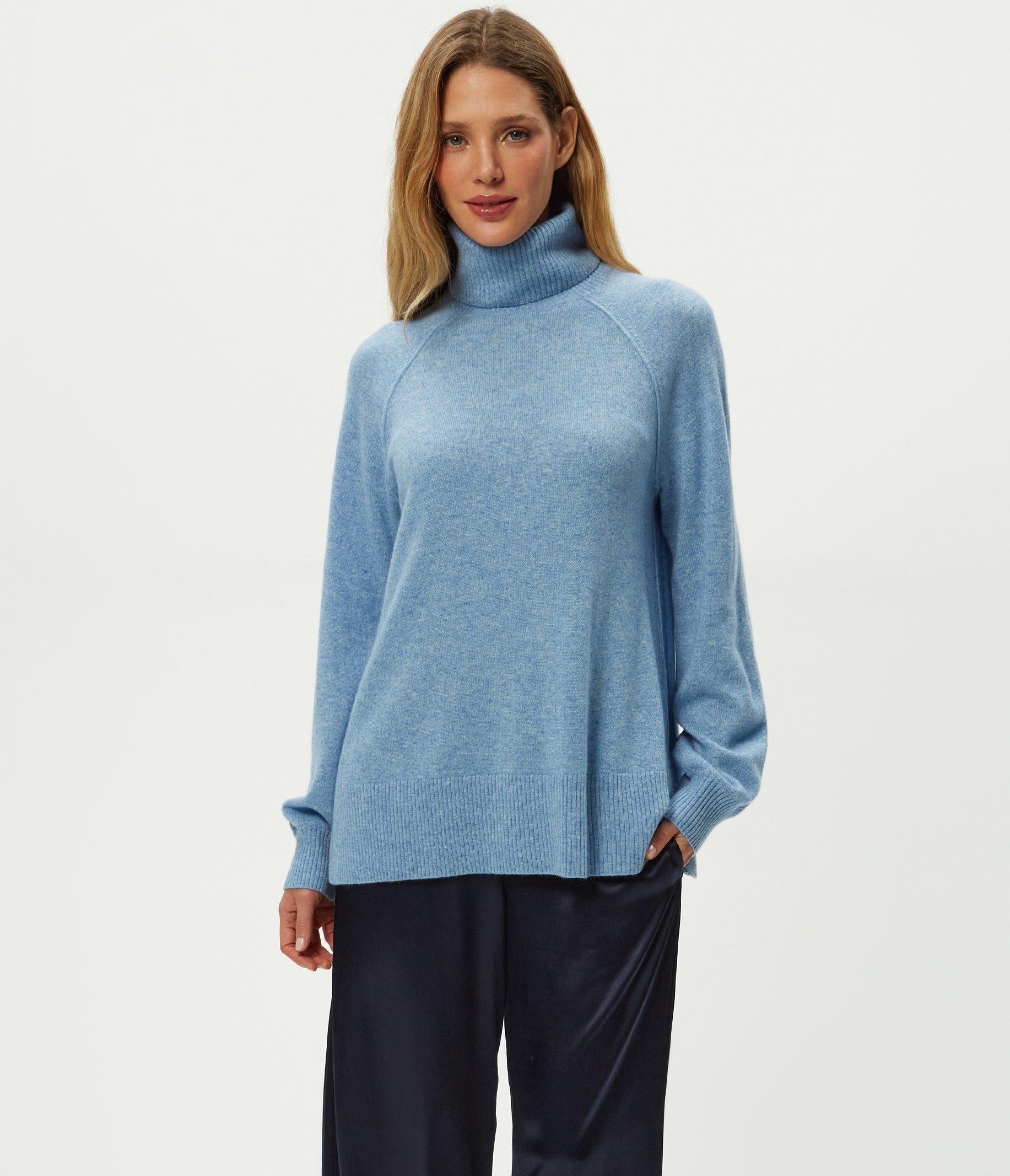Tegan Cashmere Turtleneck Tegan Cashmere Turtleneck