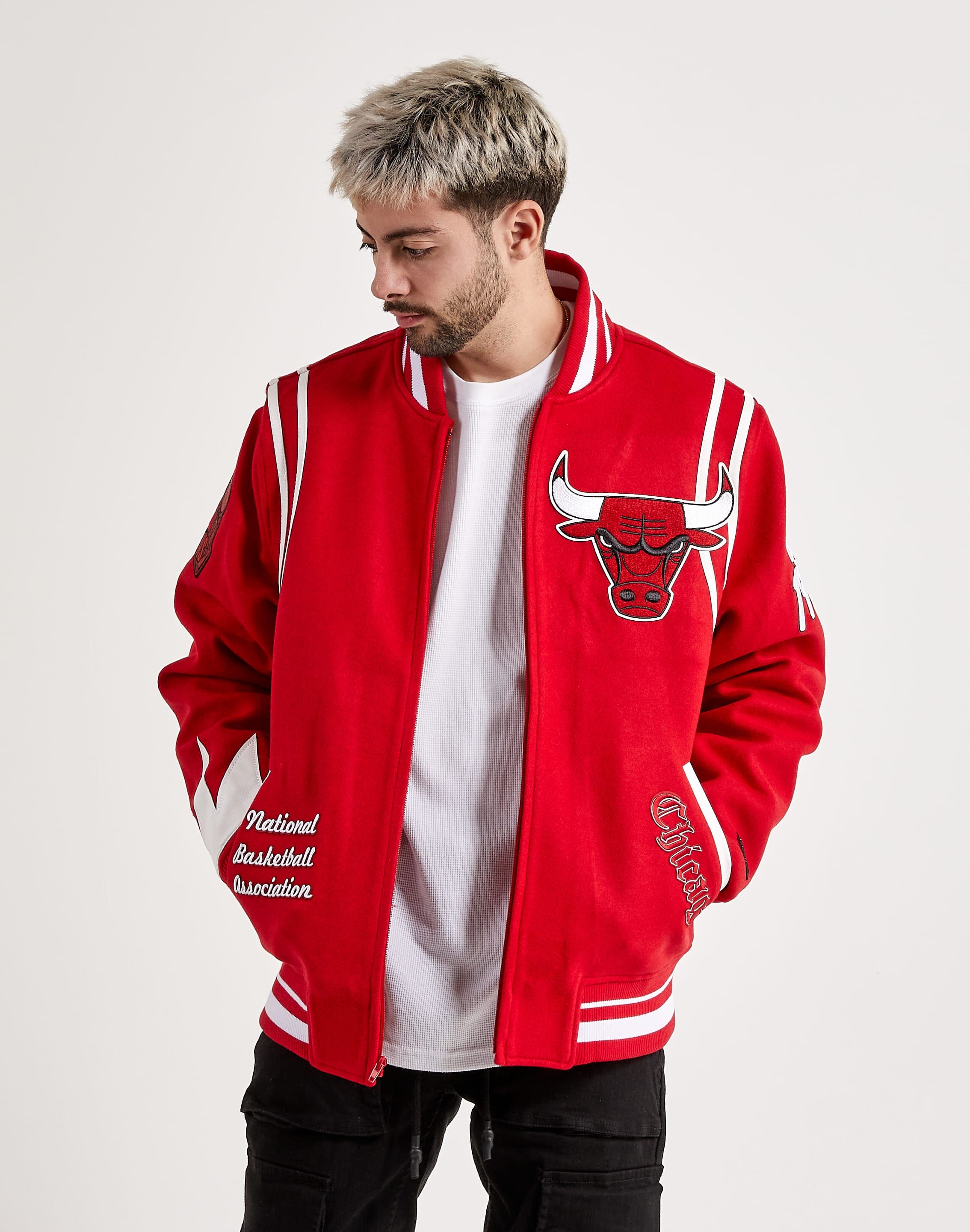 Pro Standard Chicago Bulls X Champs Varsity Jacket Pro Standard Chicago Bulls X Champs Varsity Jacket