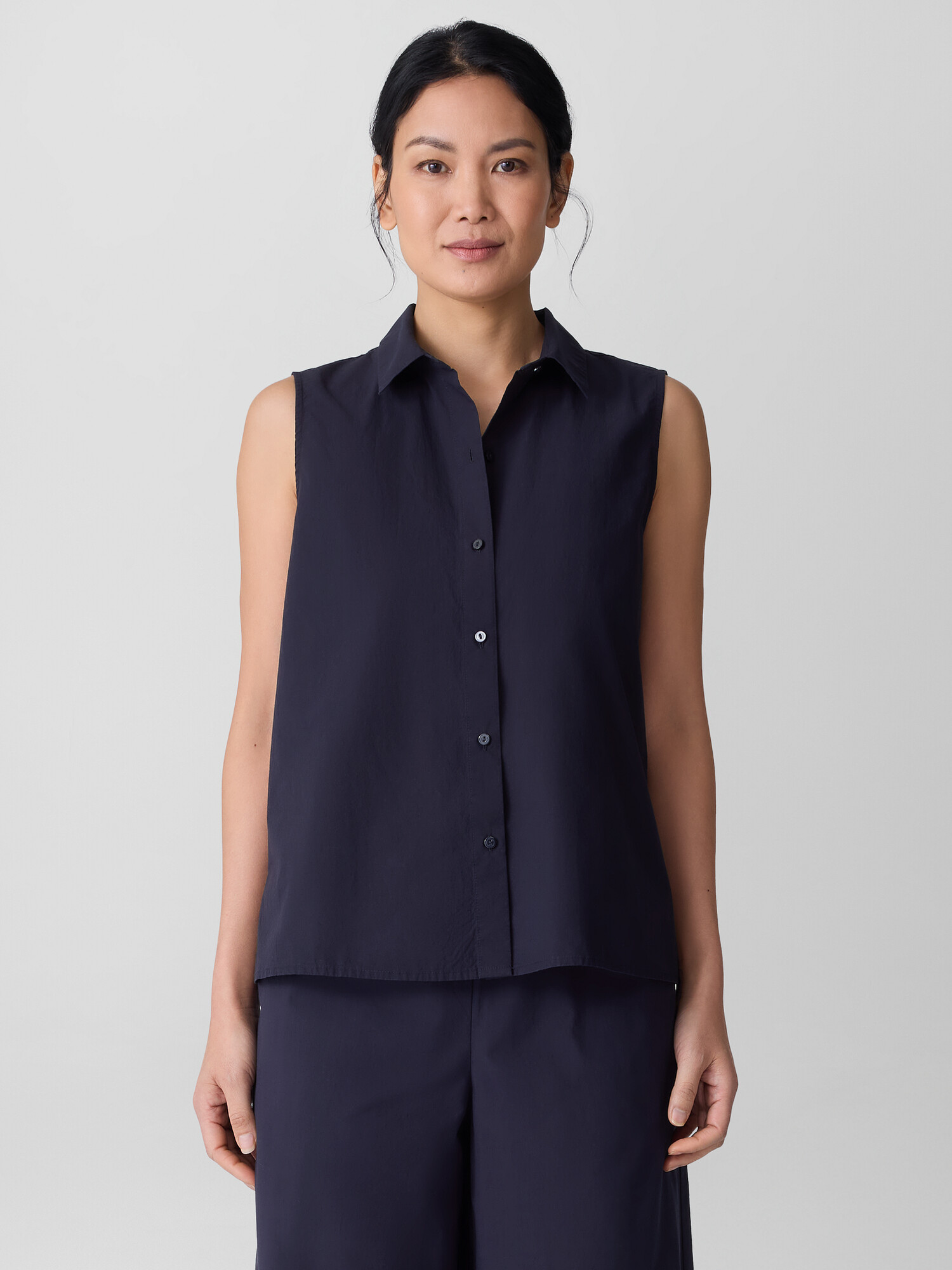 Washed Organic Cotton Poplin Sleeveless Shirt Washed Organic Cotton Poplin Sleeveless Shirt