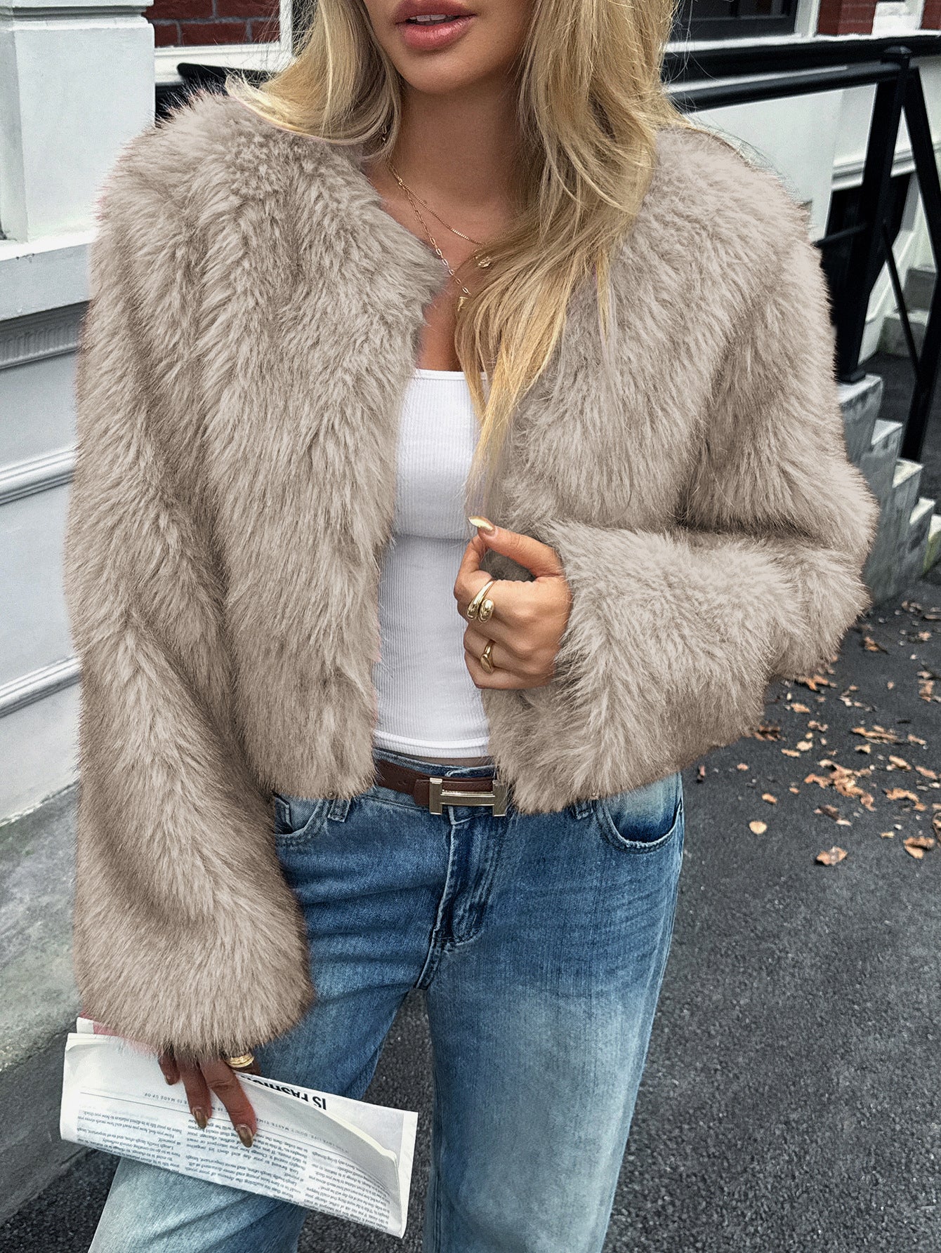 Zeagoo Cozy Furry Faux Fur Cropped Jacket
