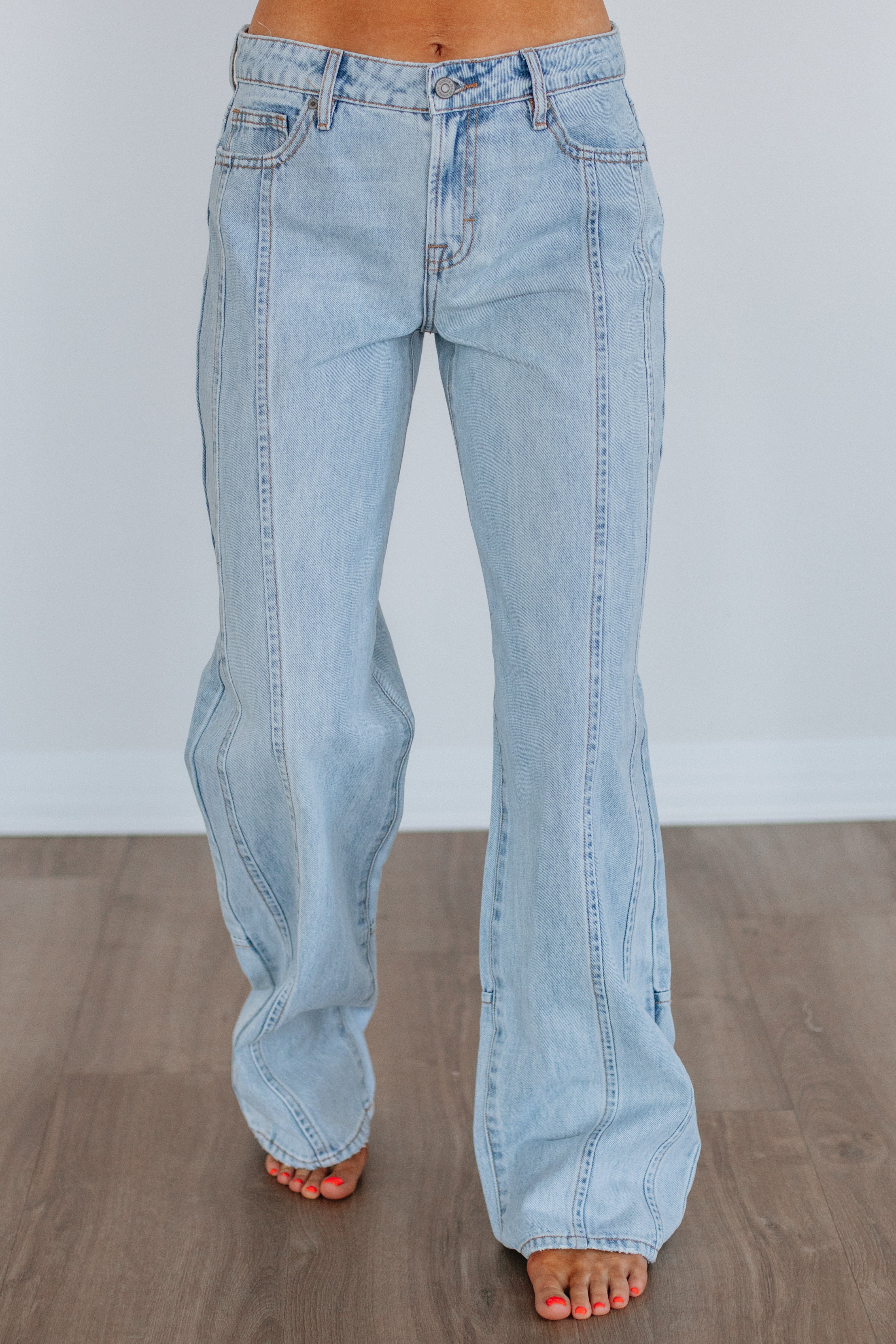 Logan Hidden Jeans