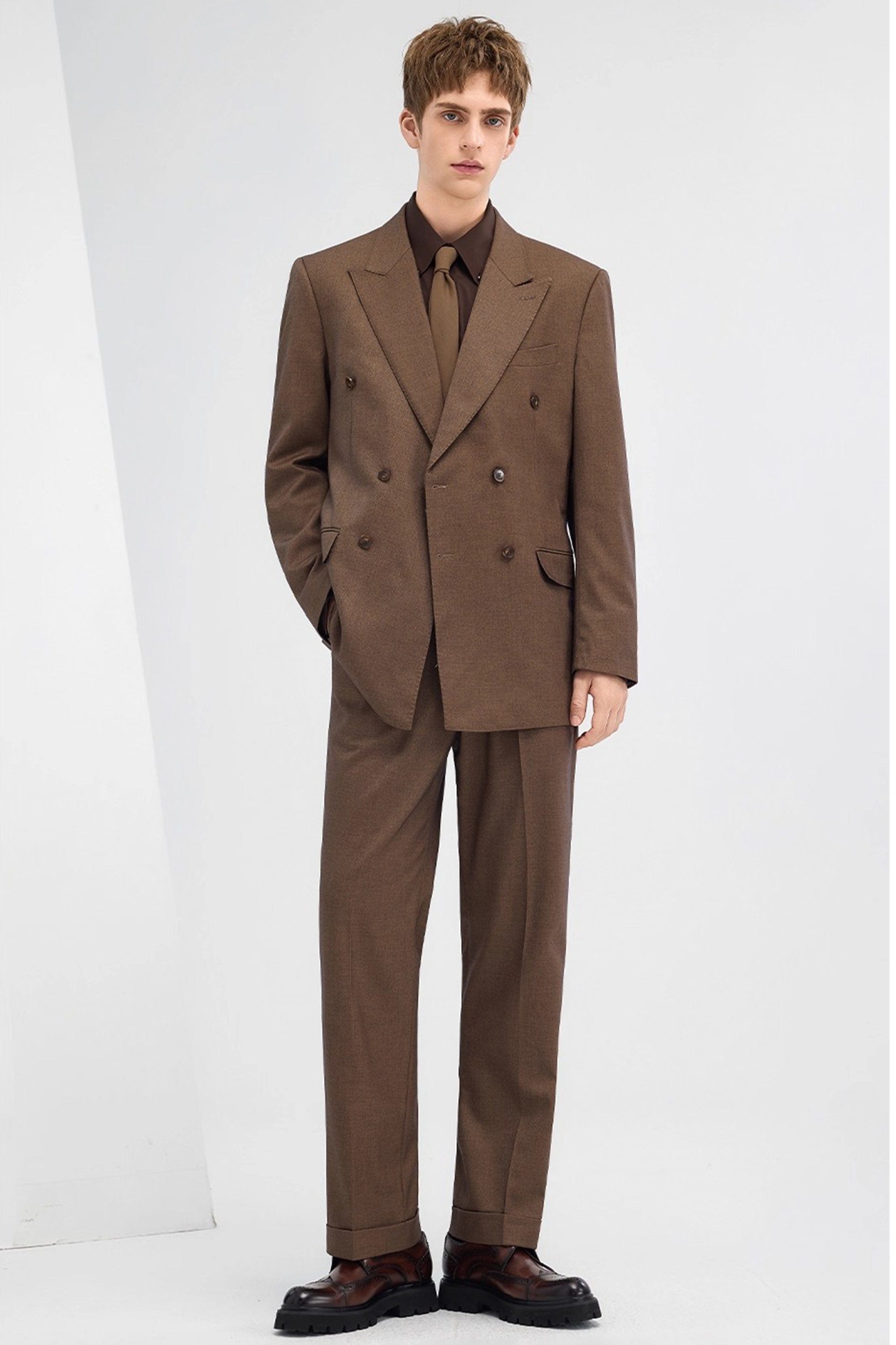 Brown Men’s Two-Piece Suit Double-Breasted Blazer and Trousers – Brown R