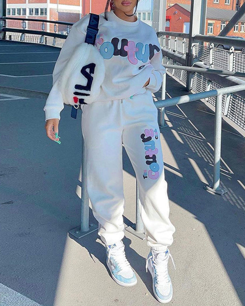 Two Piece Outfits Casual Lounge Sets Printed Round Neck Sweatshirt Pullover with Sweatpants – White M Two Piece Outfits Casual Lounge Sets Printed Round Neck Sweatshirt Pullover with Sweatpants – White M