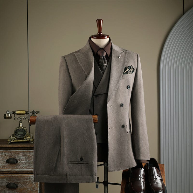 Ceehuteey Men’s high-end business double breasted Pieces Peak lapel Suits suit Blazer+Pants – Brown R Ceehuteey Men’s high-end business double breasted Pieces Peak lapel Suits suit Blazer+Pants – Brown R