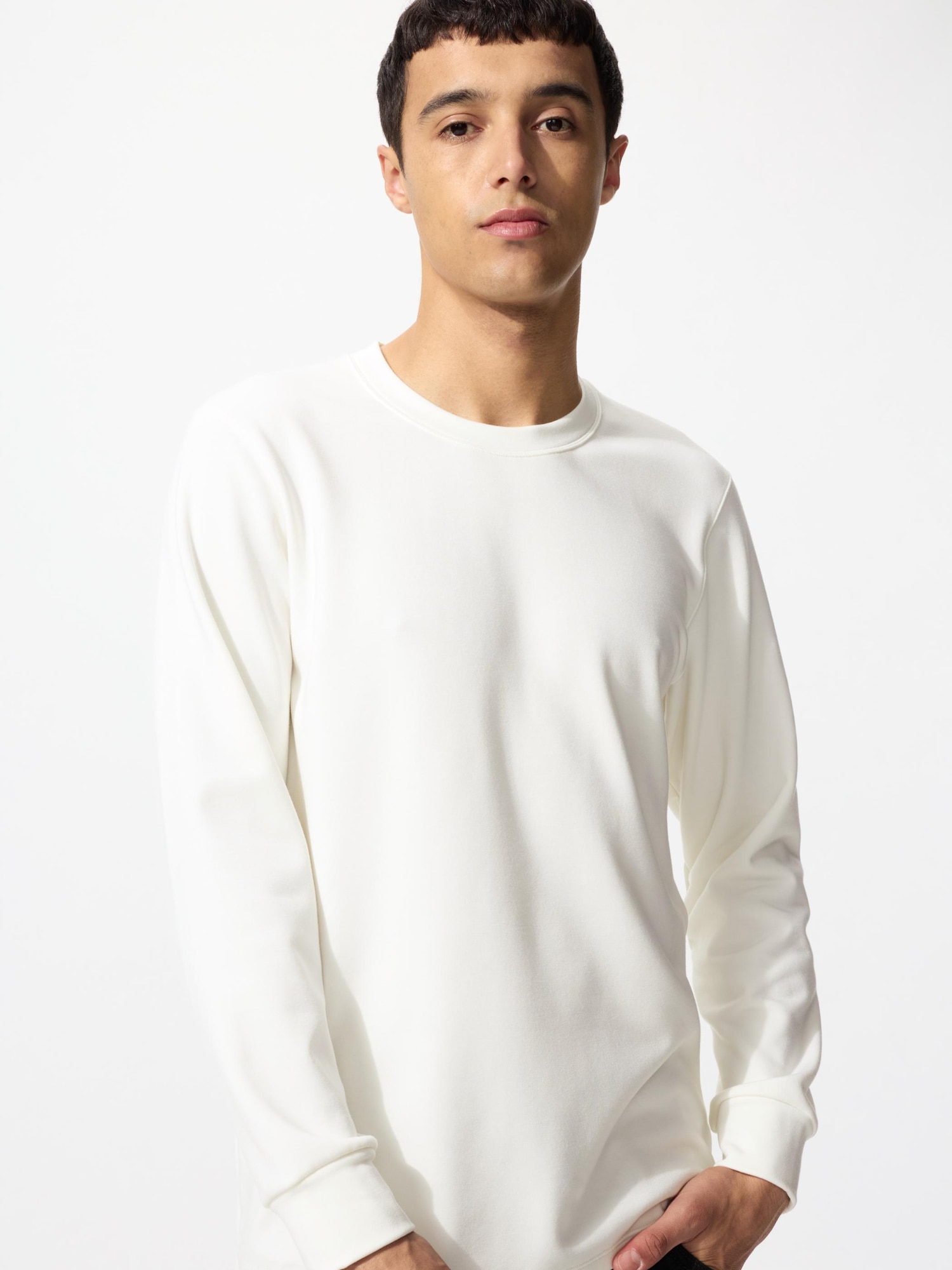 UNIQLO Men’s HEATTECH Ultra Warm Shirt with Moisture-Wicking, Off White UNIQLO Men’s HEATTECH Ultra Warm Shirt with Moisture-Wicking, Off White