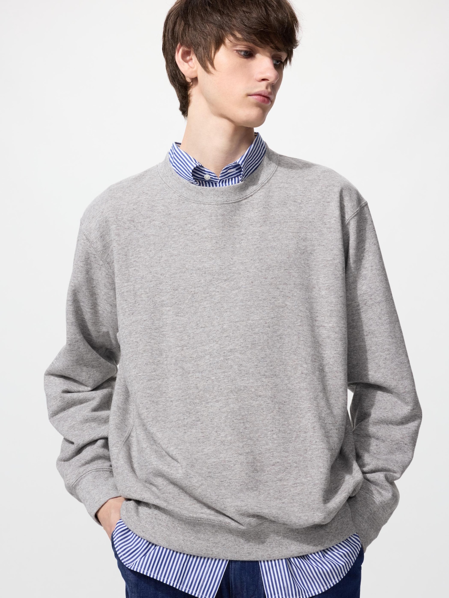 UNIQLO Men’s Sweatshirt, Gray, Small UNIQLO Men’s Sweatshirt, Gray, Small