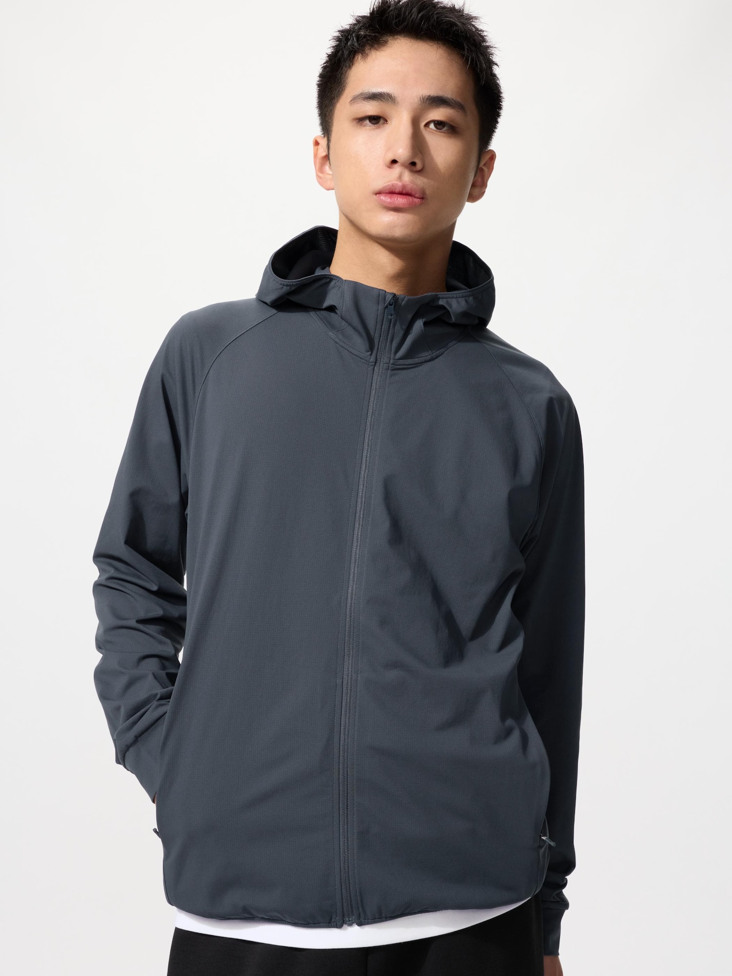 UNIQLO Men’s DRY-EX UV Protection Full-Zip Hoodie with Quick-Drying, Gray UNIQLO Men’s DRY-EX UV Protection Full-Zip Hoodie with Quick-Drying, Gray