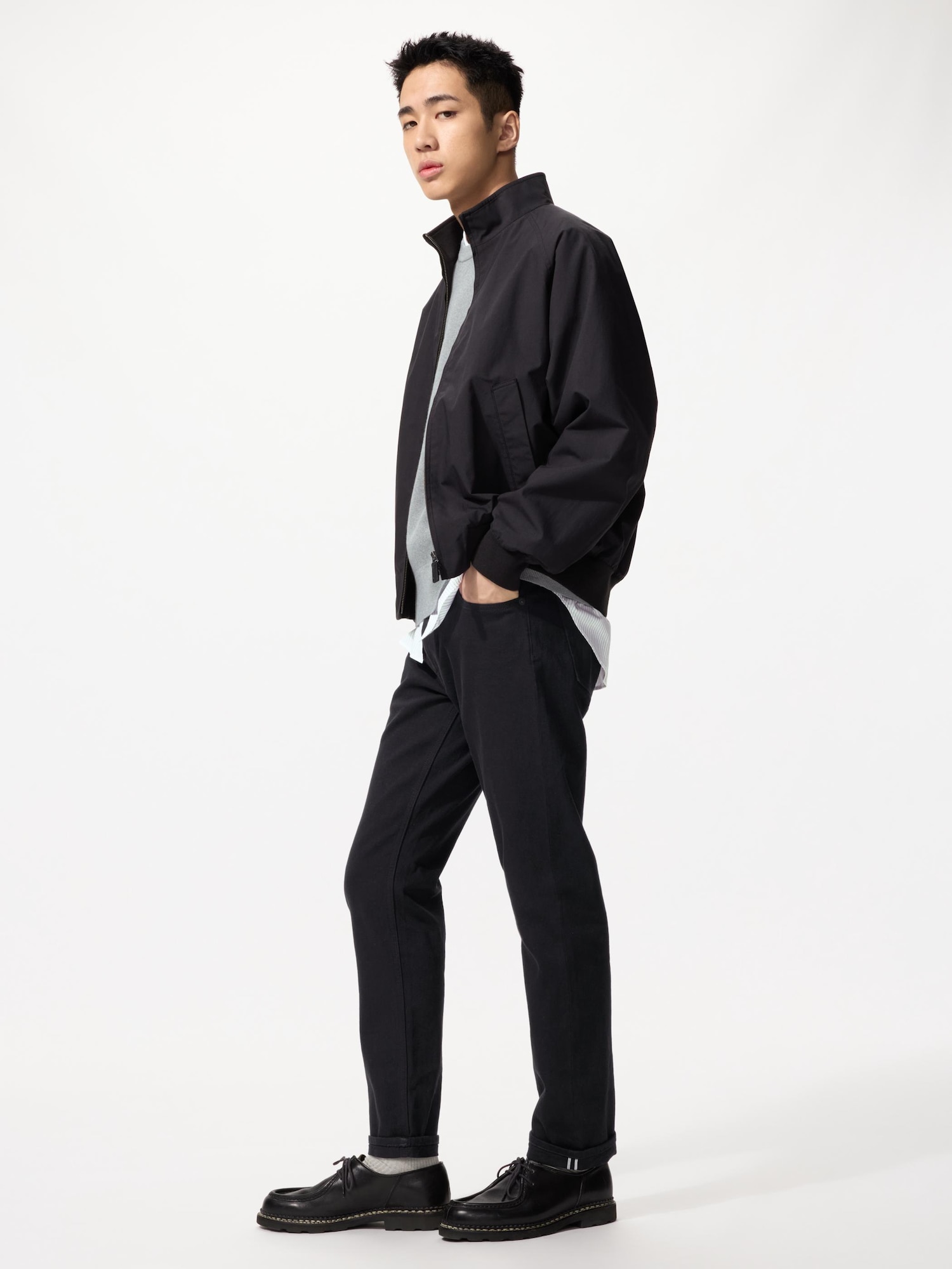 UNIQLO Men’s Slim Straight Jeans Selvedge, Black, UNIQLO Men’s Slim Straight Jeans Selvedge, Black,