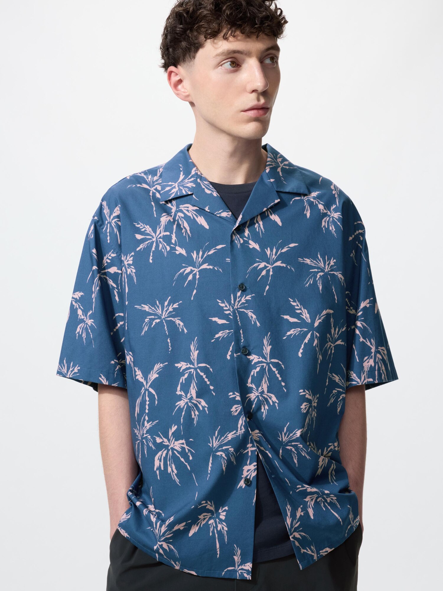 UNIQLO Men’s Open Collar Shirt Short Sleeve Printed, Blue UNIQLO Men’s Open Collar Shirt Short Sleeve Printed, Blue