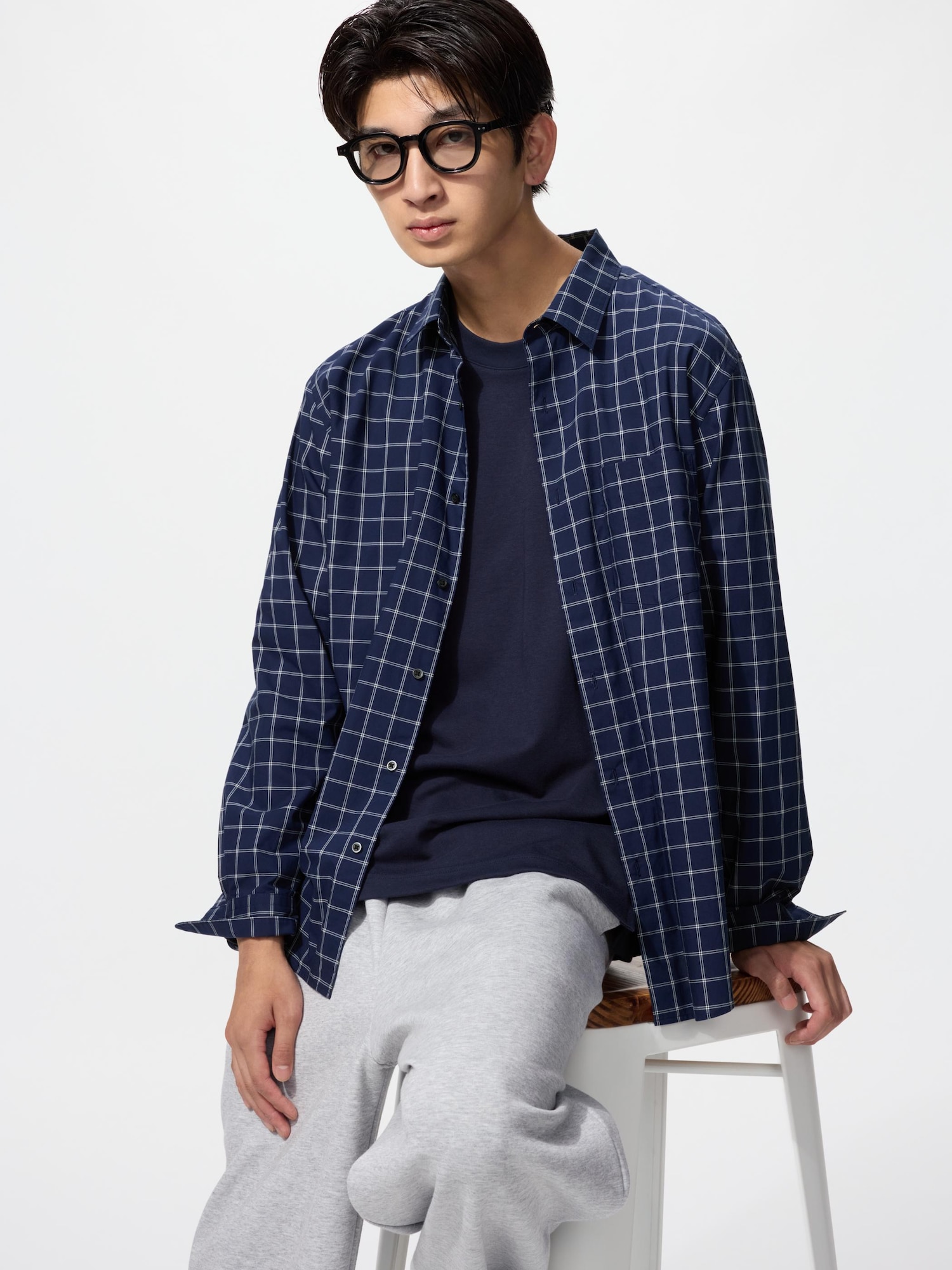 UNIQLO Men’s Broadcloth Shirt Regular Collar Checked, Navy UNIQLO Men’s Broadcloth Shirt Regular Collar Checked, Navy