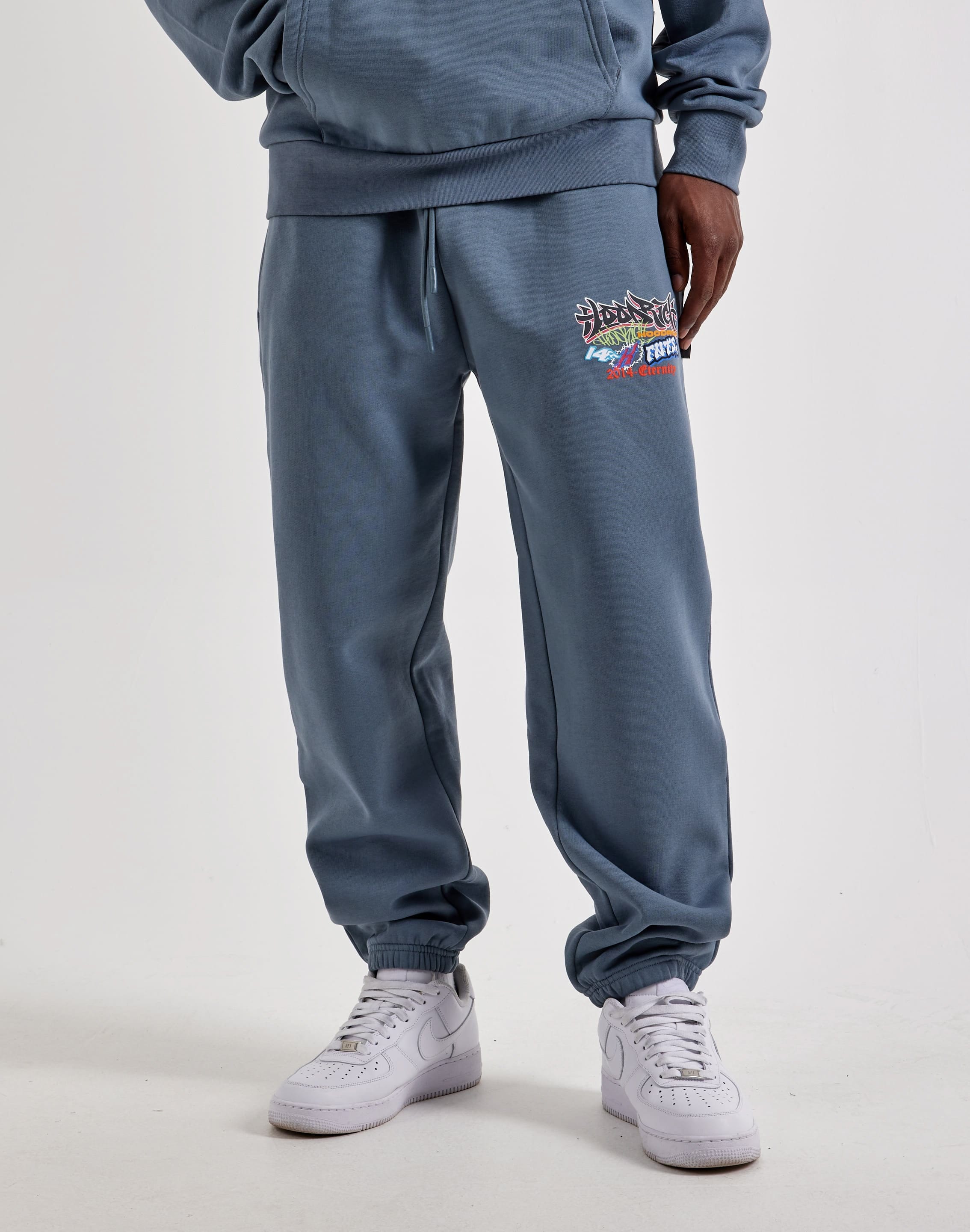 Hoodrich Graffiti Oversized Fleece Joggers Hoodrich Graffiti Oversized Fleece Joggers