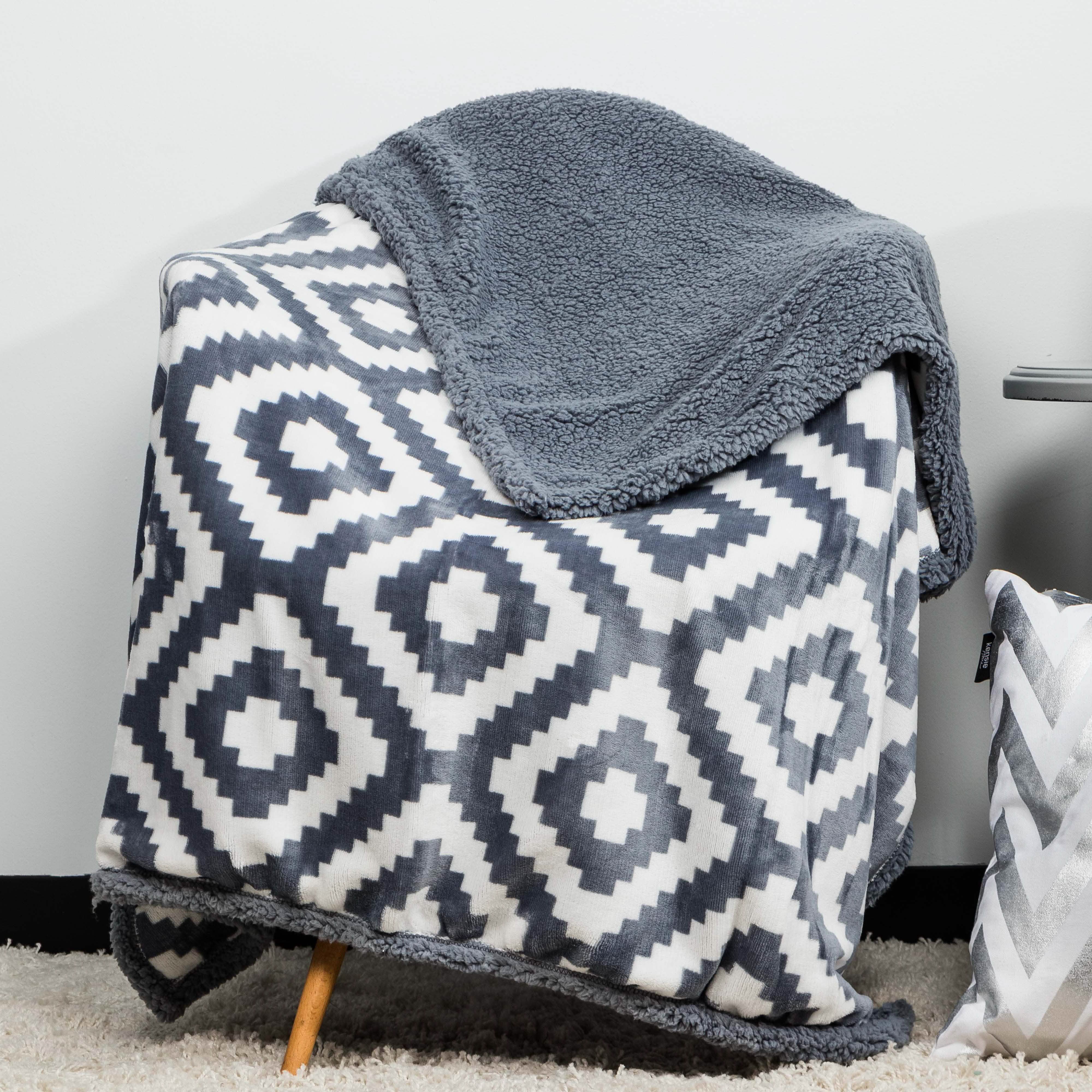 Kensie Super-Soft Reversible Sherpa Fleece Throw Blanket Kensie Super-Soft Reversible Sherpa Fleece Throw Blanket