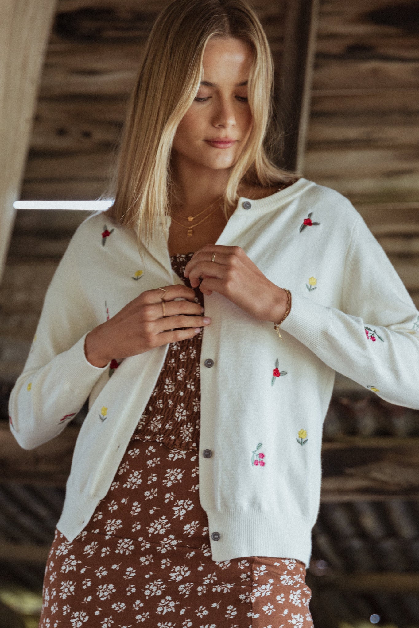 Millen Flower Embroidery Cardigan Millen Flower Embroidery Cardigan