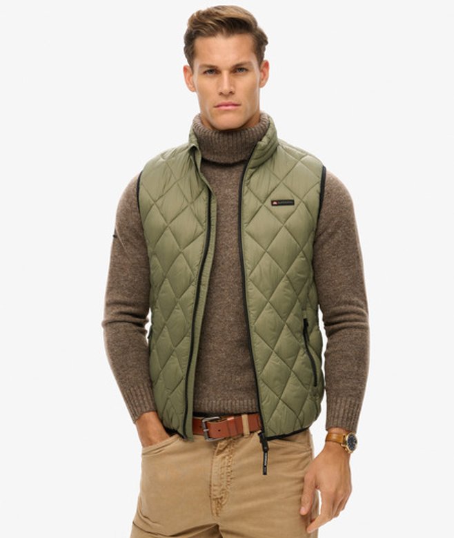 Superdry Men’s Diamond Quilt Fuji Lite Gilet Green Superdry Men’s Diamond Quilt Fuji Lite Gilet Green