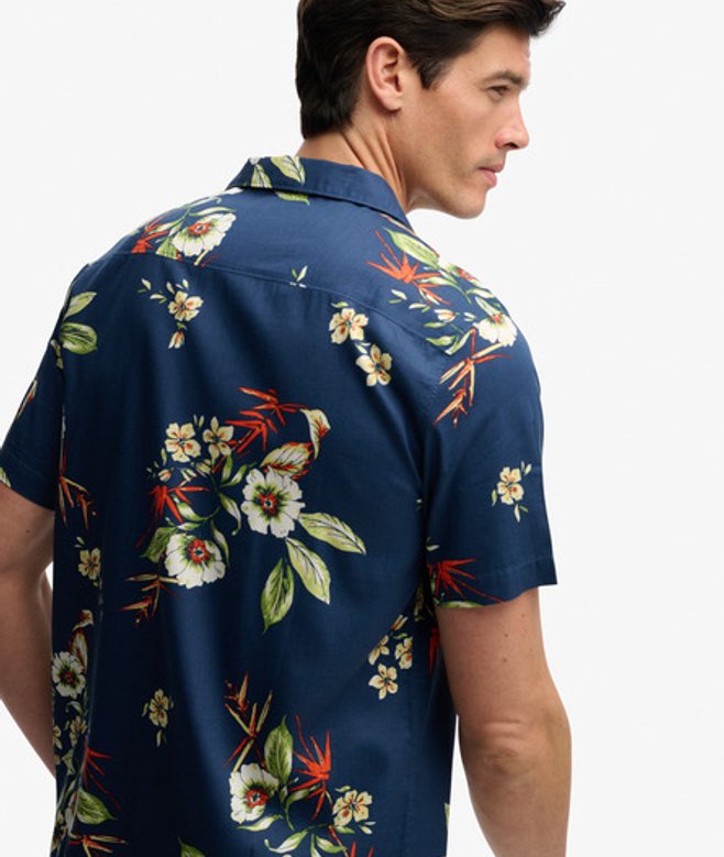 Superdry Men’s Hawaiian Print Short Sleeve Shirt Navy Superdry Men’s Hawaiian Print Short Sleeve Shirt Navy