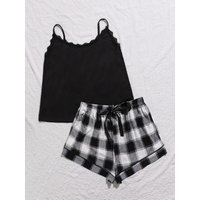 Plus Size Lace Trim Scoop Neck Cami and Printed Shorts Pajama Set Plus Size Lace Trim Scoop Neck Cami and Printed Shorts Pajama Set