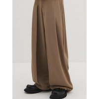 Multi-pleated Wide Trousers [Beige]