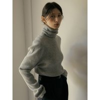 DRO Turtleneck Ribbed-Knit Sweater _ Light Grey